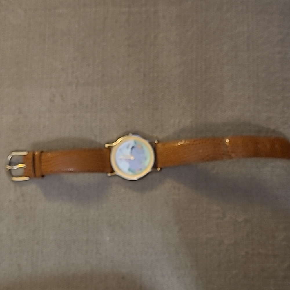 Disney Eeyore and Piglet Ladies Wristwatch with Leather Strap - Picture 2 of 6